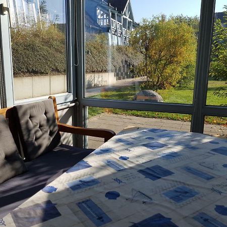 Ferienwohnung 4 Im Haus Am See Mit Wintergarten Und Terrasse Seedorf  Quarto foto