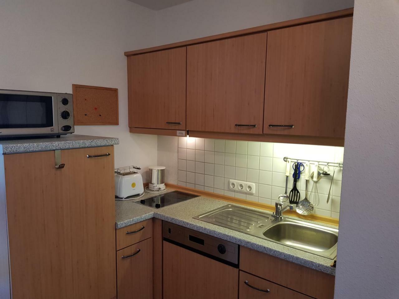 Ferienwohnung 4 Im Haus Am See Mit Wintergarten Und Terrasse Seedorf  Quarto foto